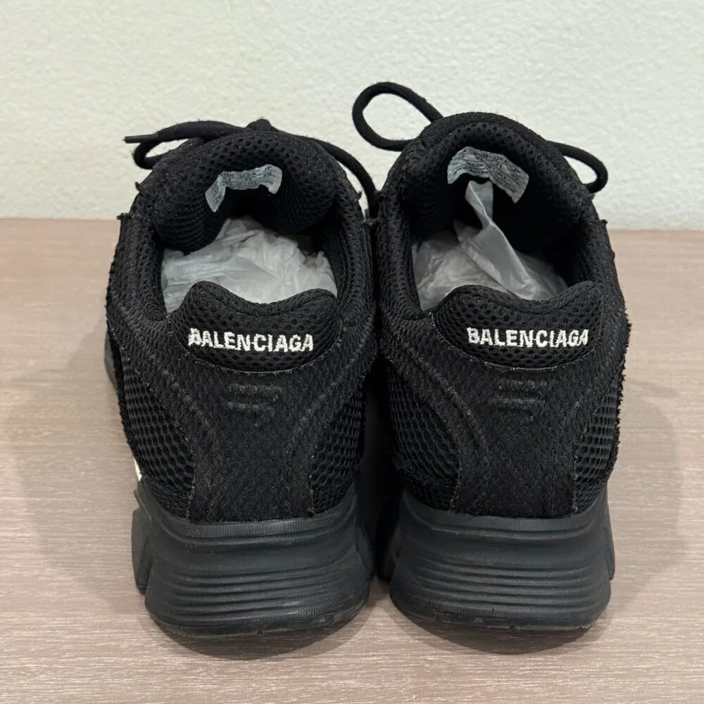 Balenicaga Phantom low trainers